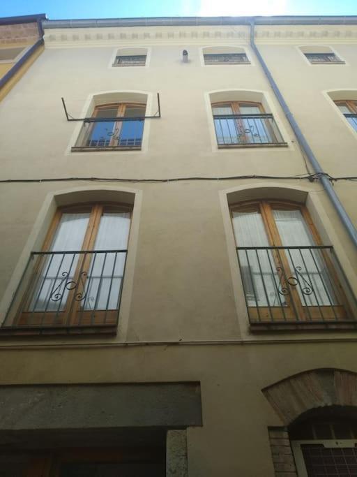 Apartament Can Mingu 2On Pis Besalú Eksteriør billede